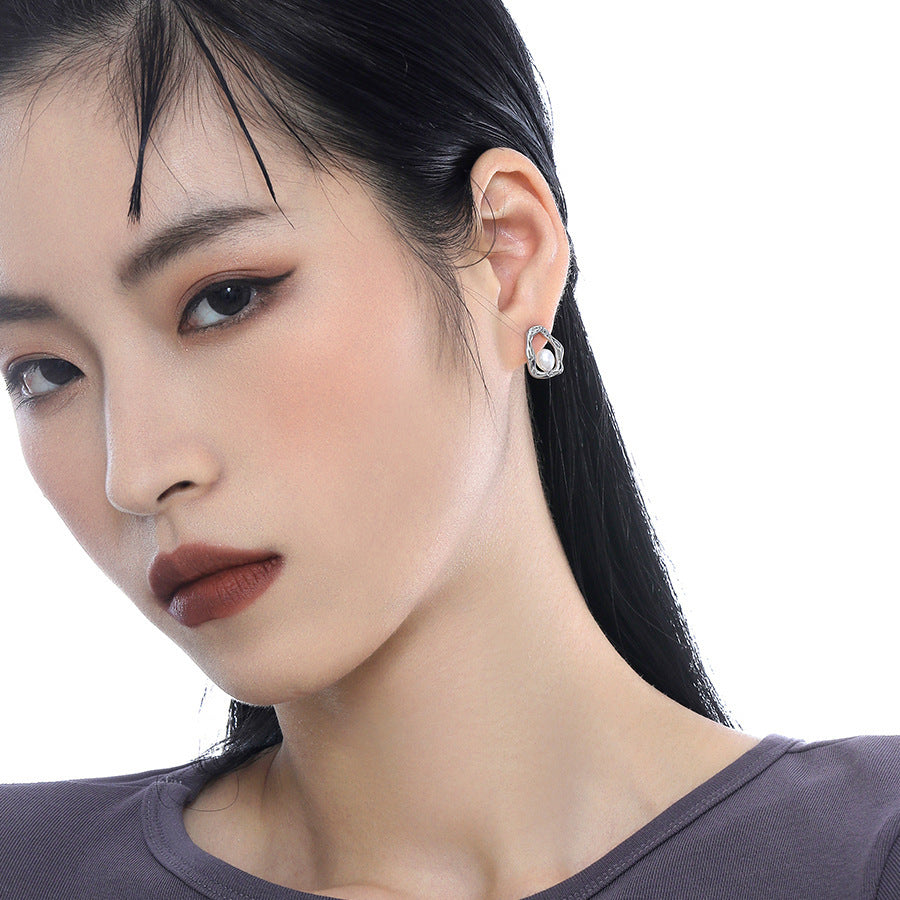 أقراط نسائية أنيقة عالية الجودة من الفضة الإسترلينية بتصميم فريد من نوعه من S925