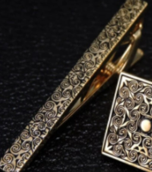 مجموعة أزرار أكمام وربطة عنق على شكل زهرة وردة ذهبية منحوتة