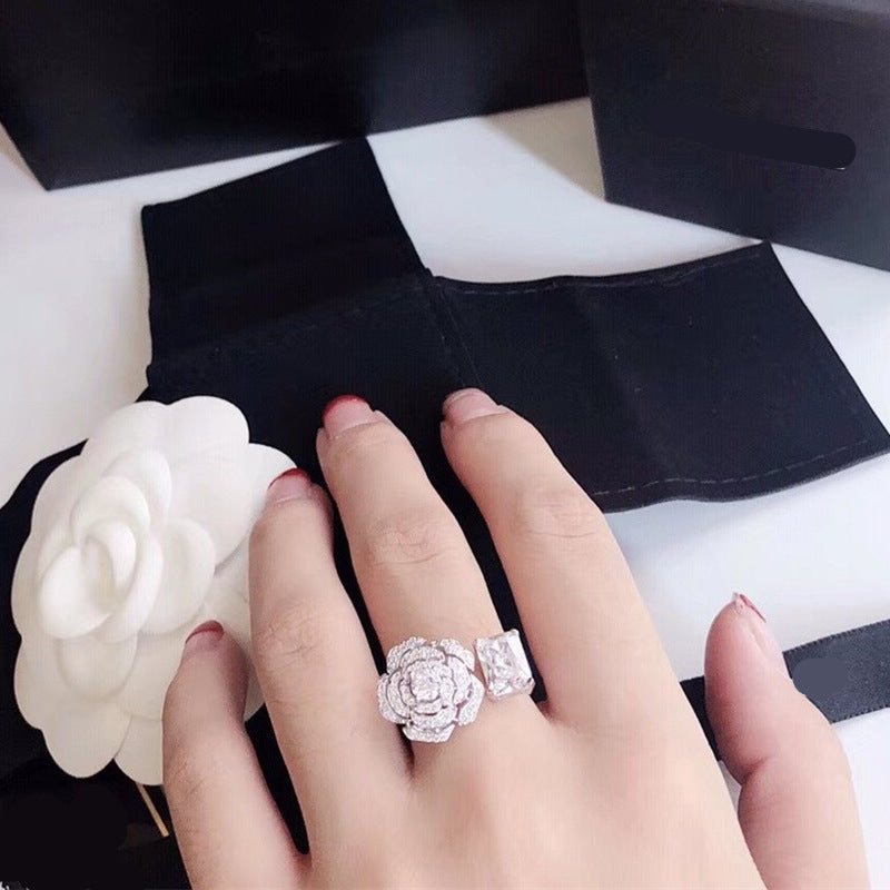 Adjustable Square Diamond Flower Opening Ring
