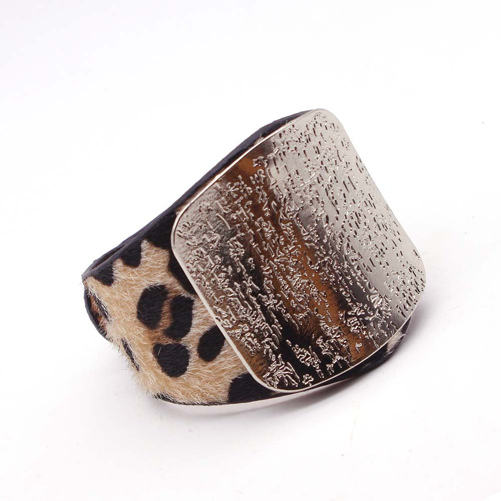 Personality Geometry Wide Horsehair Leopard Print Bangle Bracelet