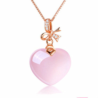 Heart-shaped Pendant Necklace