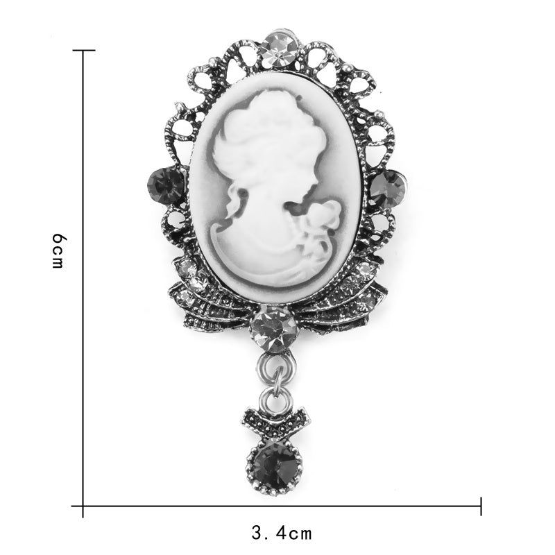دبوس قصر ريترو دبوس نسائي مضاد للضوء على الموضة الأوروبية والأمريكية صورة رأس جميلة سترة واقية من الرياح شارة دبوس طوق دبوس مشبك
