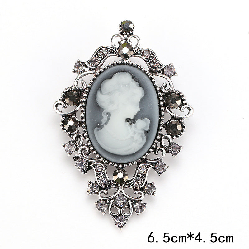 دبوس قصر ريترو دبوس نسائي مضاد للضوء على الموضة الأوروبية والأمريكية صورة رأس جميلة سترة واقية من الرياح شارة دبوس طوق دبوس مشبك