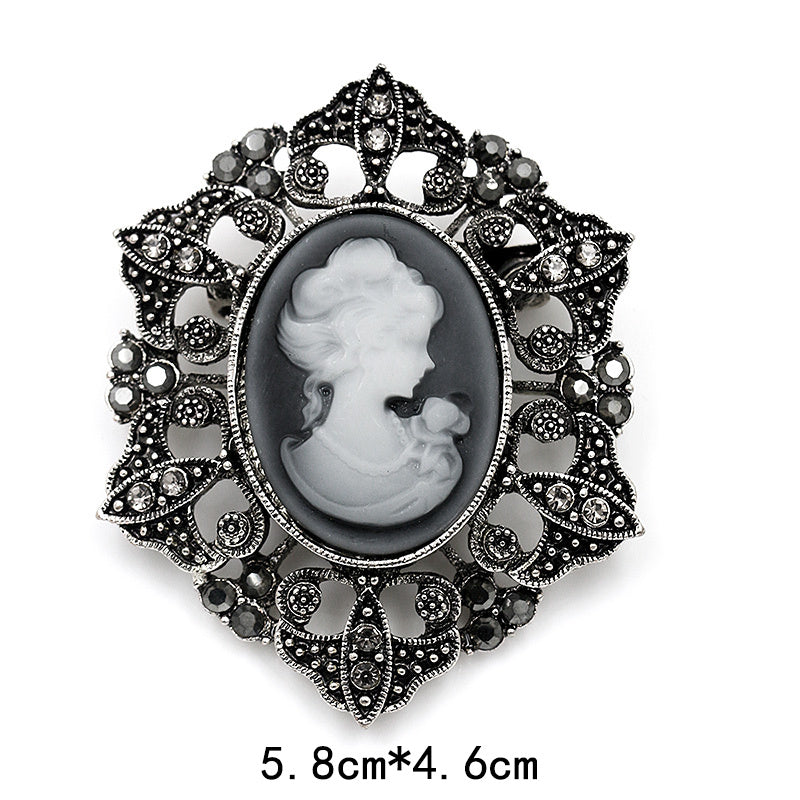 دبوس قصر ريترو دبوس نسائي مضاد للضوء على الموضة الأوروبية والأمريكية صورة رأس جميلة سترة واقية من الرياح شارة دبوس طوق دبوس مشبك