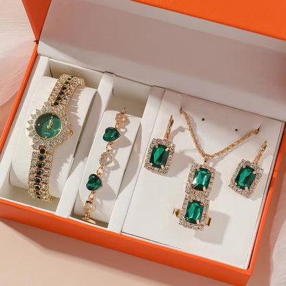 Beliebte kleine grüne Uhr Damen Stahlgürtel Quarzuhr Ring Geschenkset Boxed Fünfteiliges Set
