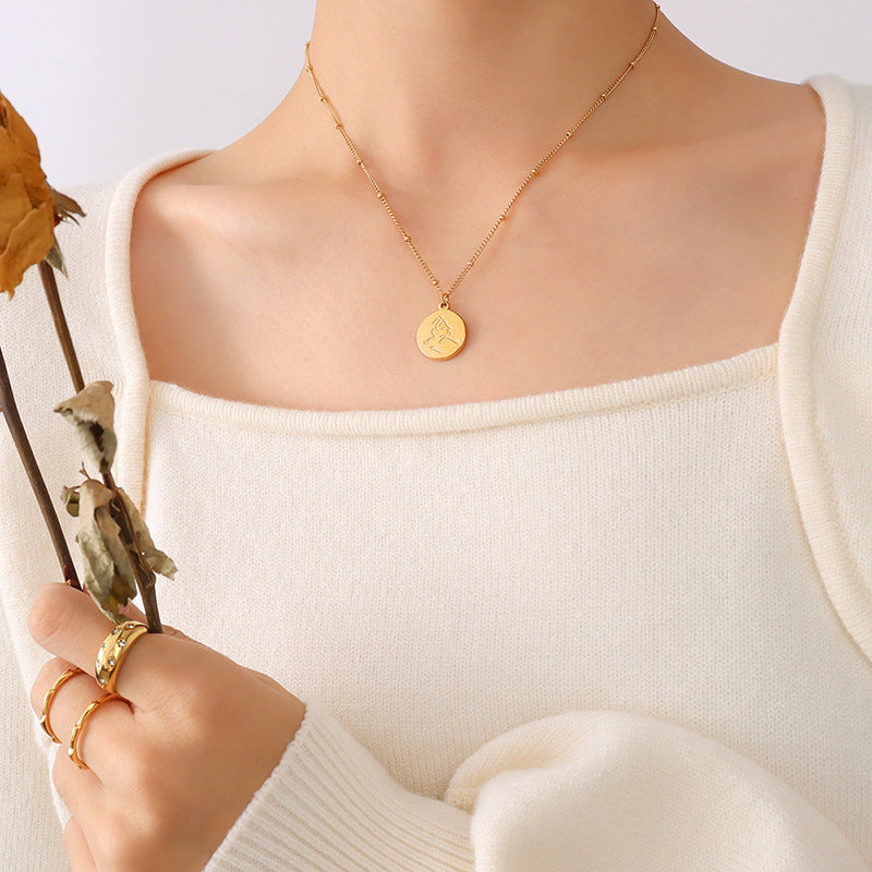 Stainless Steel Women Small Design Sense Necklace