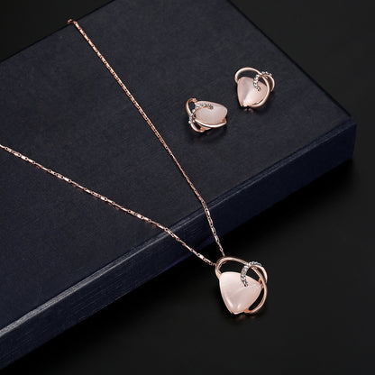 طقم مجوهرات مكون من عقد وأقراط مكون من قطعتين لحفلات الزفاف