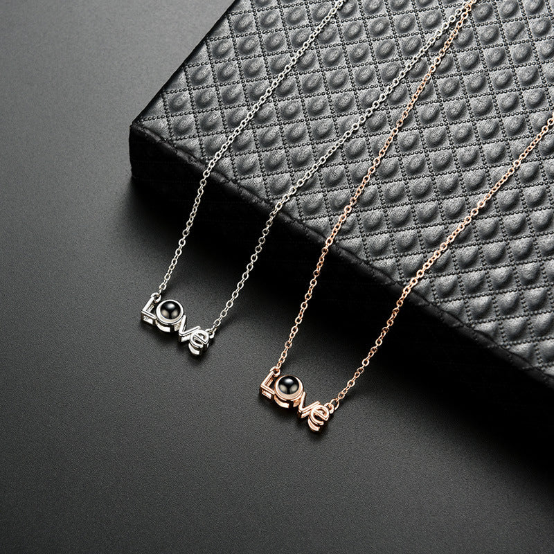 LIEBE Form Anhänger Halskette Projektion Net Rot Schmuck