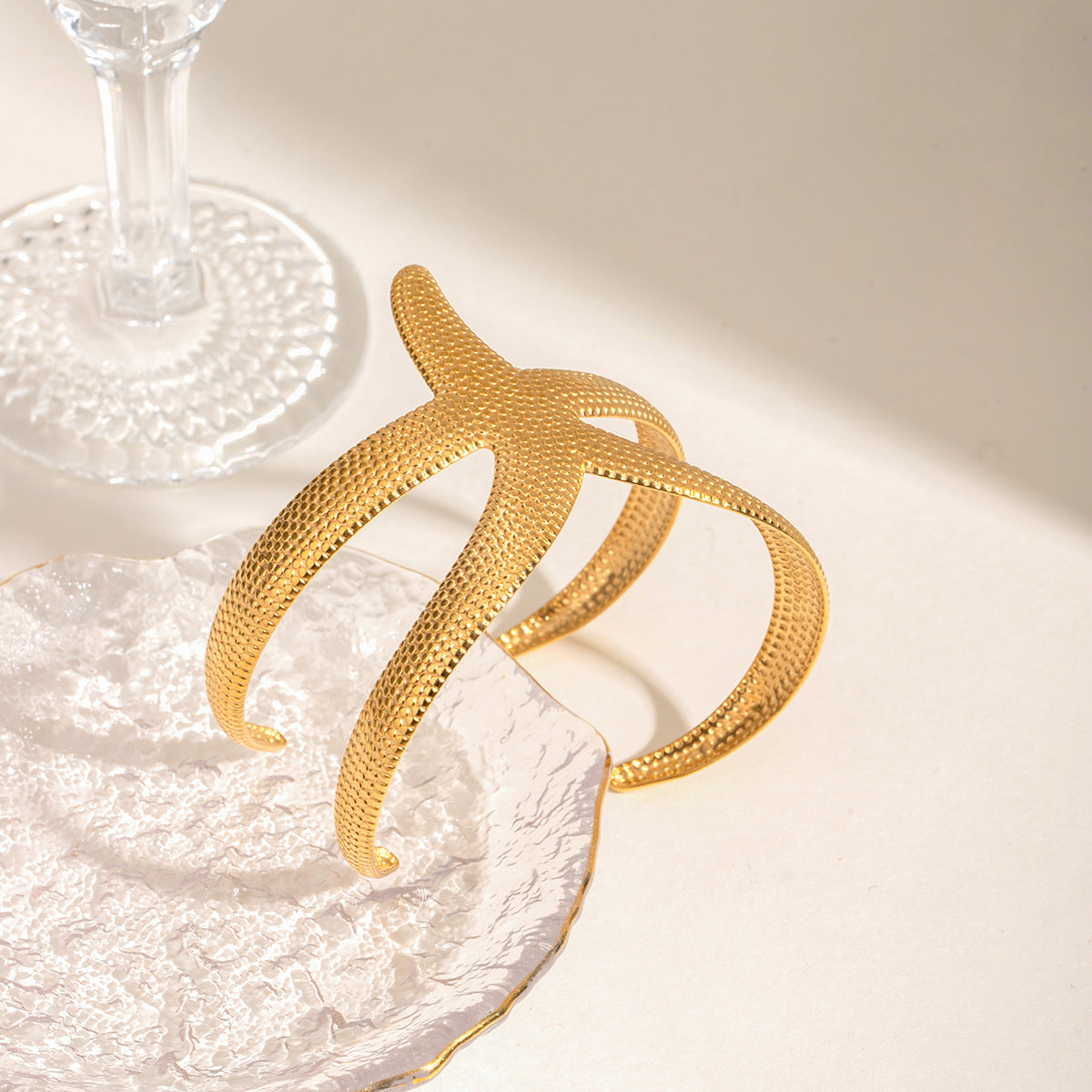 Stainless Steel Hammered Starfish Open-ended Bracelet