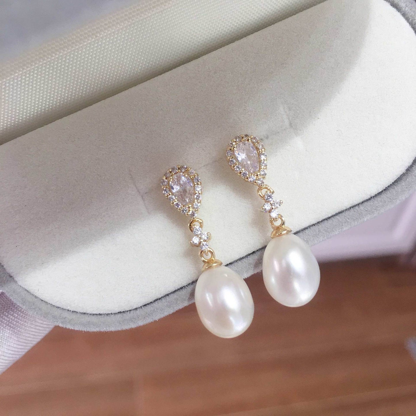 Pearl Earrings Female Affordable Luxury Style Advanced Micro Inlaid Zircon