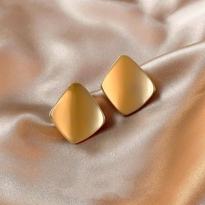 Female 2 Vintage Circle Earrings Special-interest Design Metal Earrings