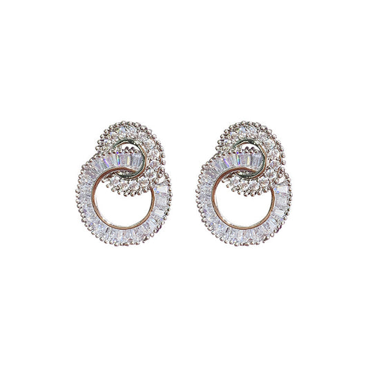 Fashion circle earrings