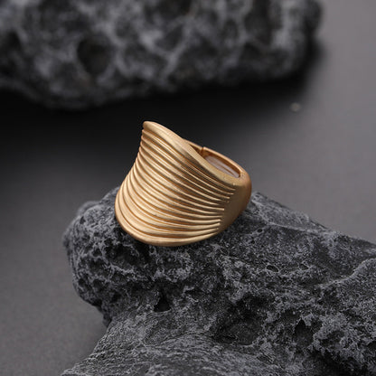 Women's Irregular Thick Gold And Silver Color Ring