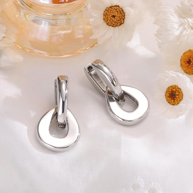 Ladies New Simple Fashion Personality Earrings