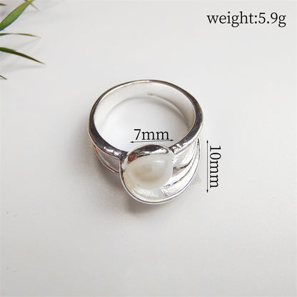 New Fashion Elegance Retro Inlaid Engraved Ring