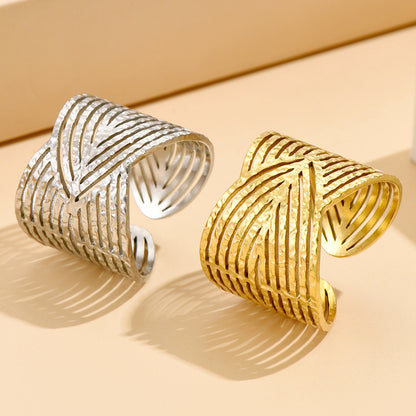 Elegant Retro Twin Style Wide Surface Stainless Steel Ring Female Adjustable