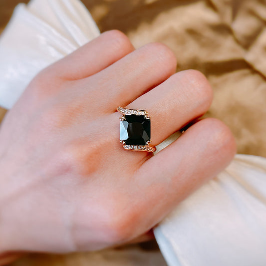 Women's Fashion Personalized Retro Style Black Zircon Ring