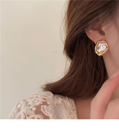 Irregular Pearl Edge Stud Earrings For Women