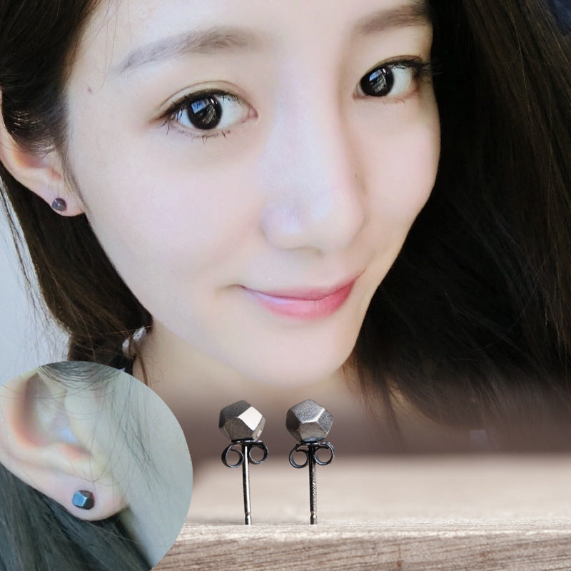 Oxidation Black Fashion Three-dimensional Geometric Earrings