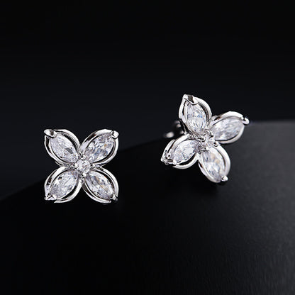 Simple Ladies Clip Earrings Personality Four-leaf Flower