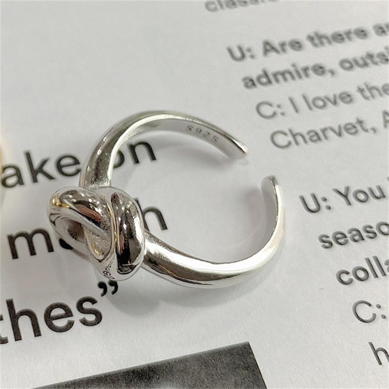 Women's 925 Sterling Silver Knotted Geometric Ring