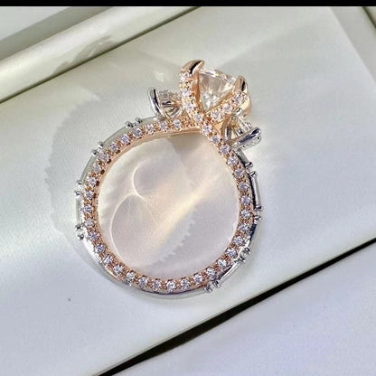 Three-Life Stone Moissanite Women's Ring